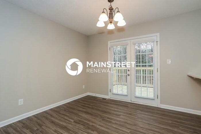 285 Adelene Way - Photo 6 of 17