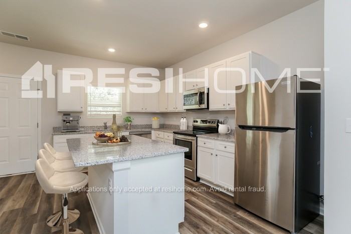 45 Windy Ct - Photo 4 of 20