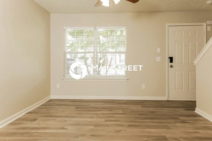 4019 Cody Dr - Photo 4 of 17