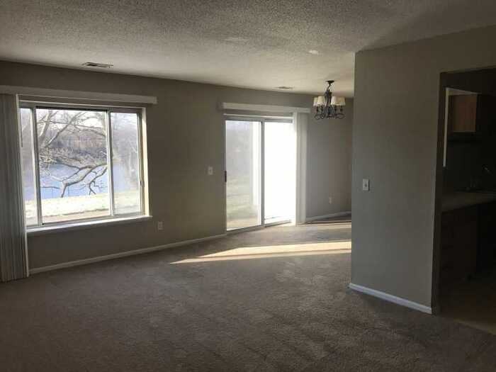 721 Keenway Cir #B - Photo 5 of 6