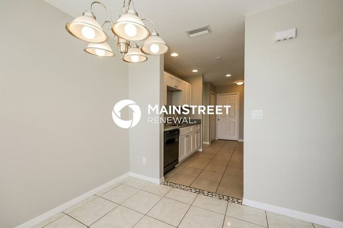 2804 72nd St W - Photo 5 of 16
