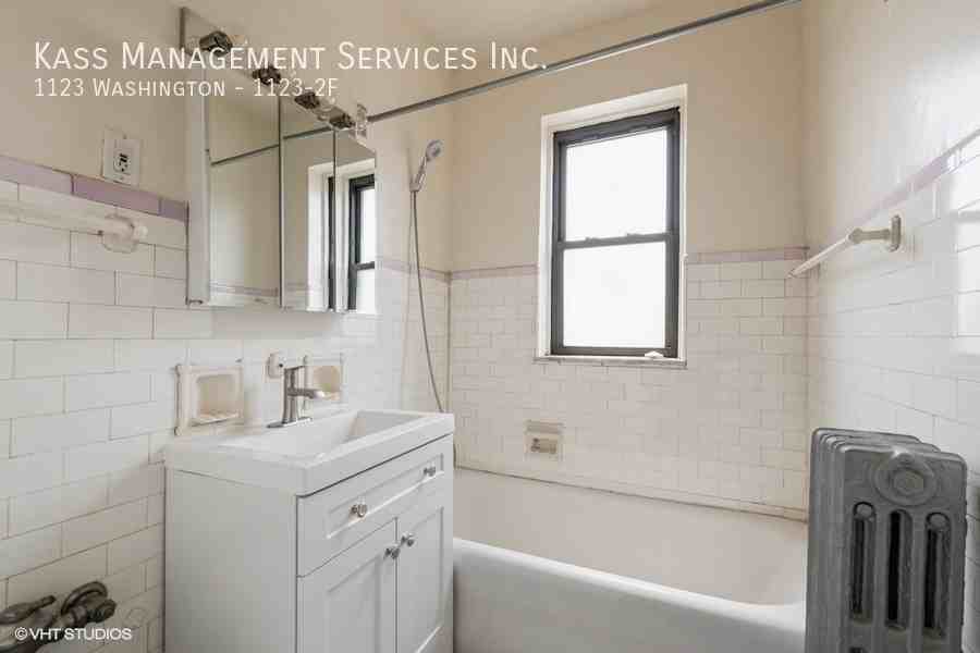 400-14 S Maple Ave/1119-29 Washington - Photo 3 of 7