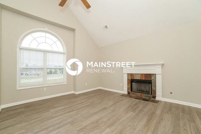 164 St Ann Cir - Photo 4 of 17