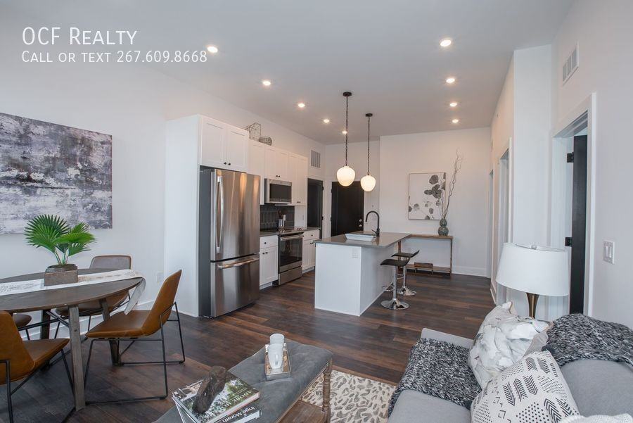 The Porter - 2940 W. Thompson Street - Photo 2 of 50