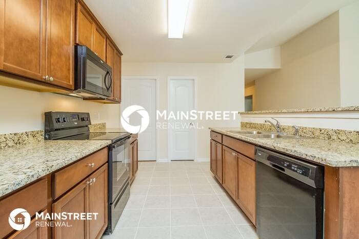 2311 Bee Hive Dr - Photo 7 of 15