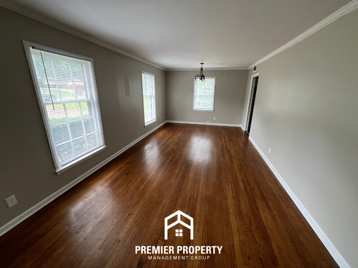 1954 Janis Dr - Photo 2 of 22