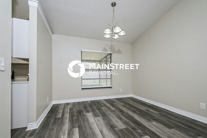 1707 Tallowtree Cir - Photo 6 of 16