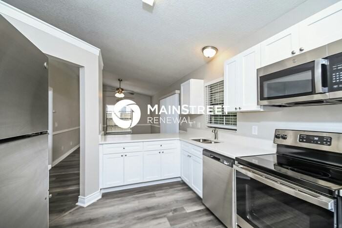 1707 Tallowtree Cir - Photo 7 of 16