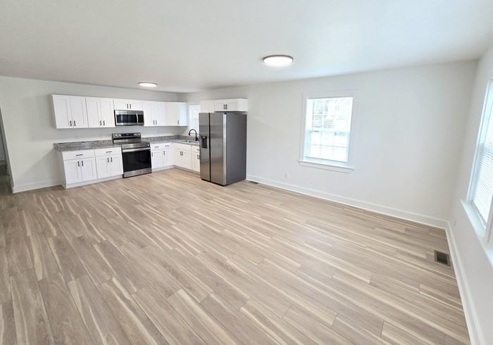 16 Gillis Rd #B - Photo 3 of 14