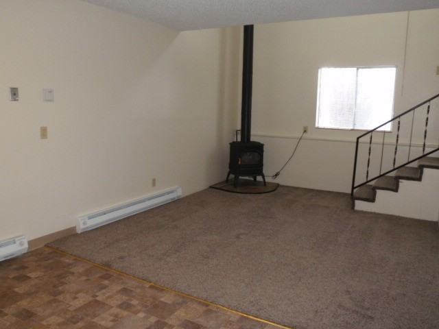 1031 Charlo St #B - Photo 3 of 17