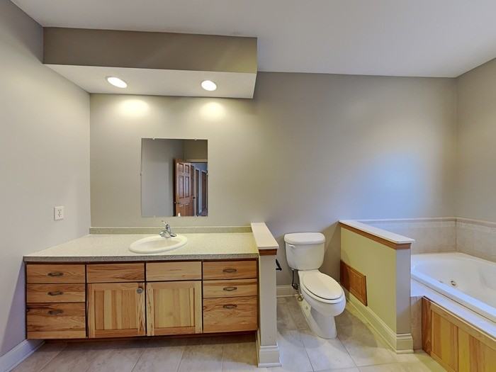 4870 Glasgow Rd - Photo 6 of 20