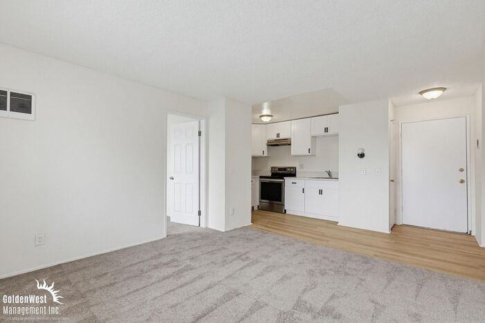4219 Illinois St #7 - Photo 7 of 19