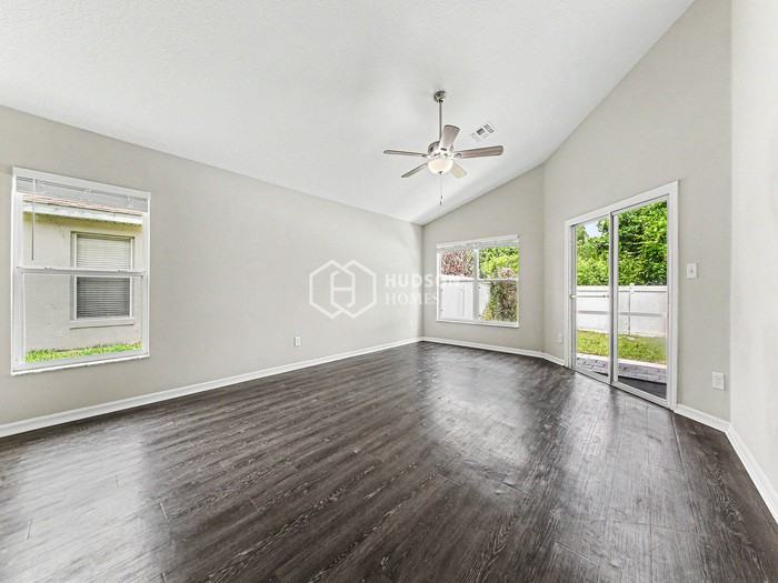 11314 Rouse Run Cir - Photo 5 of 21