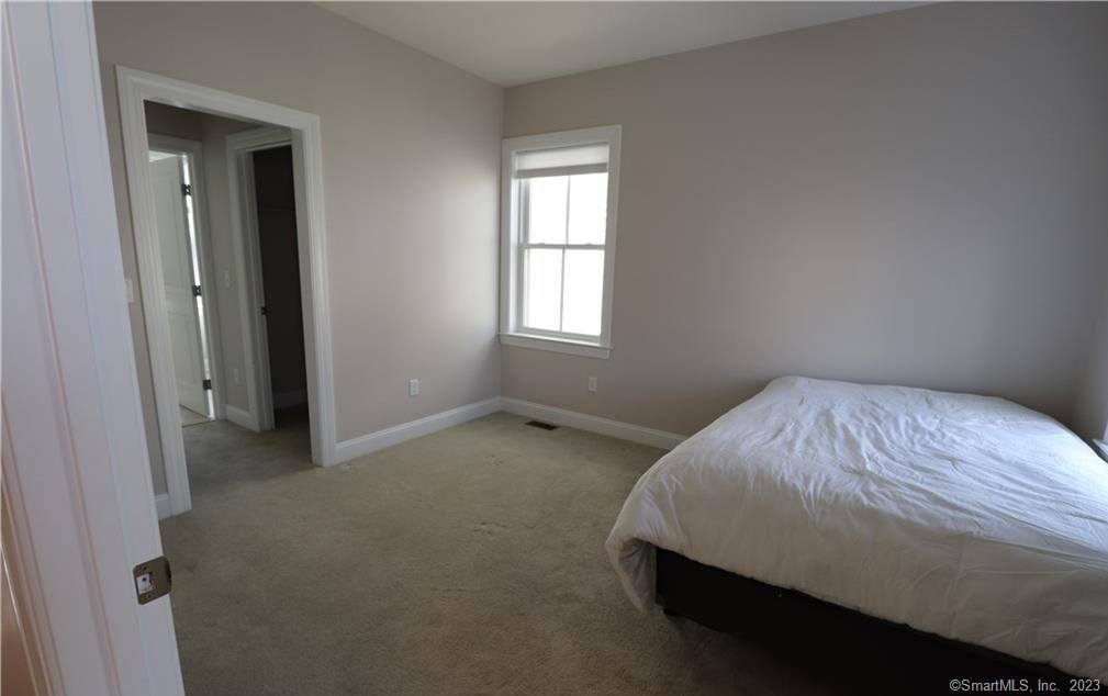 10 Sherwood St - Photo 5 of 9
