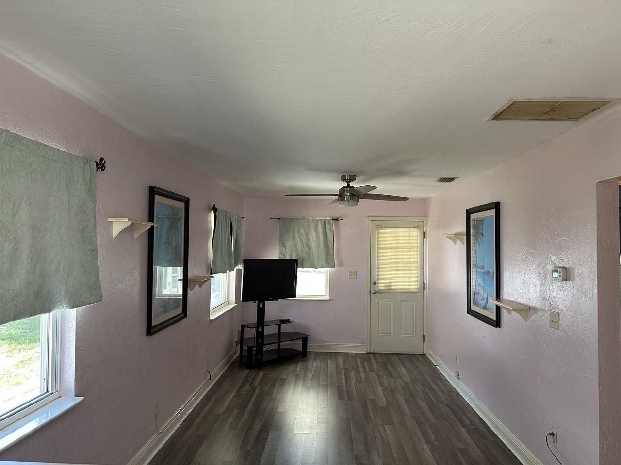 1355 Hiawatha Ave #NA - Photo 4 of 17