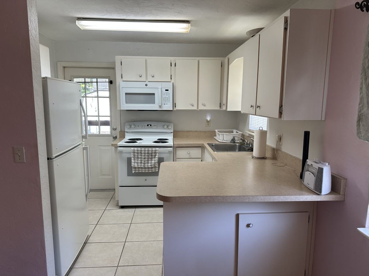 1355 Hiawatha Ave #NA - Photo 5 of 17