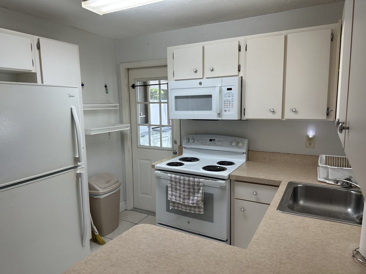1355 Hiawatha Ave #NA - Photo 6 of 17