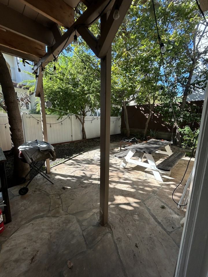 3837 Huron Ave - Photo 5 of 8