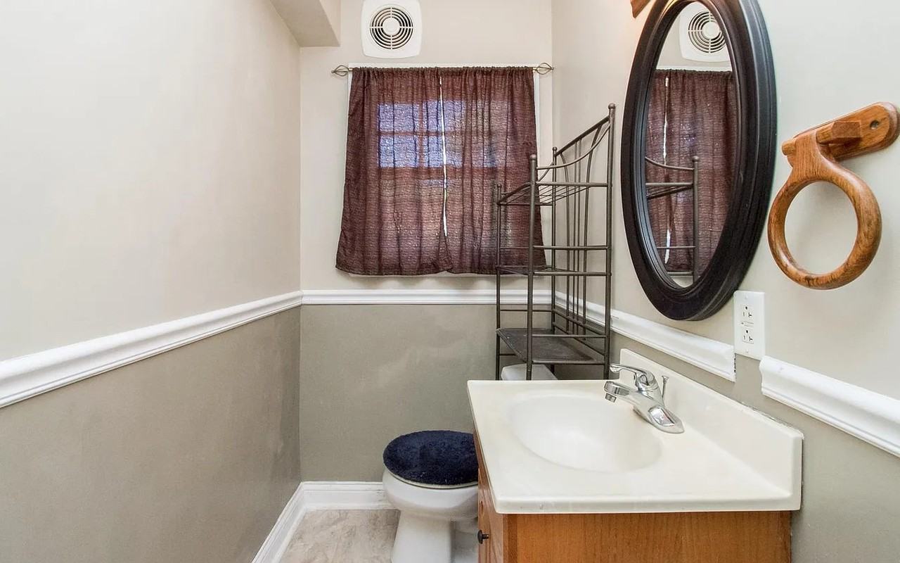 330 N Franklin Ave #NA - Photo 7 of 12