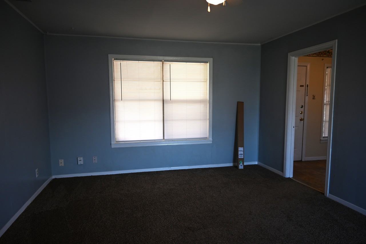 4326 Rhea Rd #NA - Photo 4 of 16