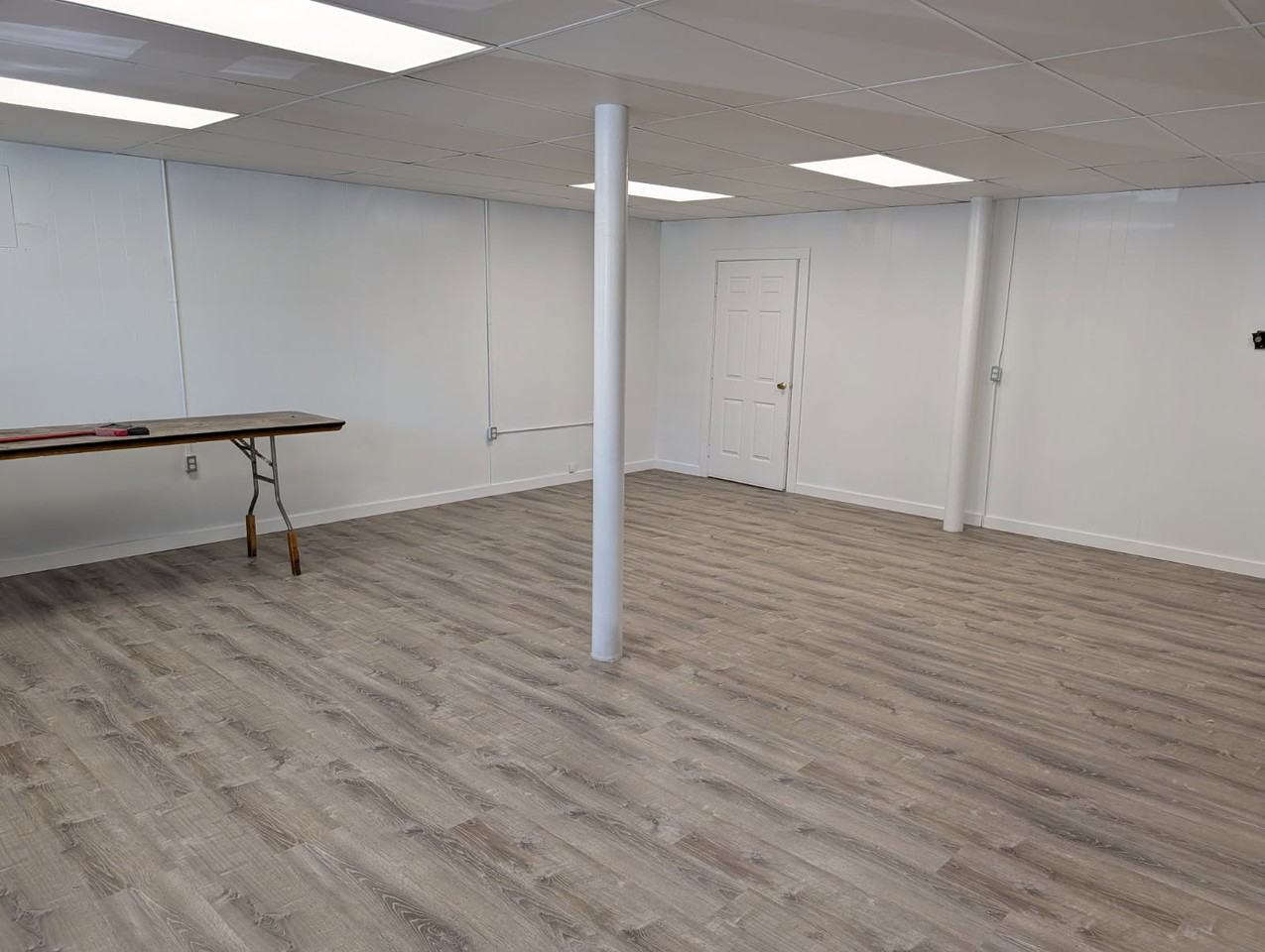 236 W Main St #7 - Photo 5 of 16