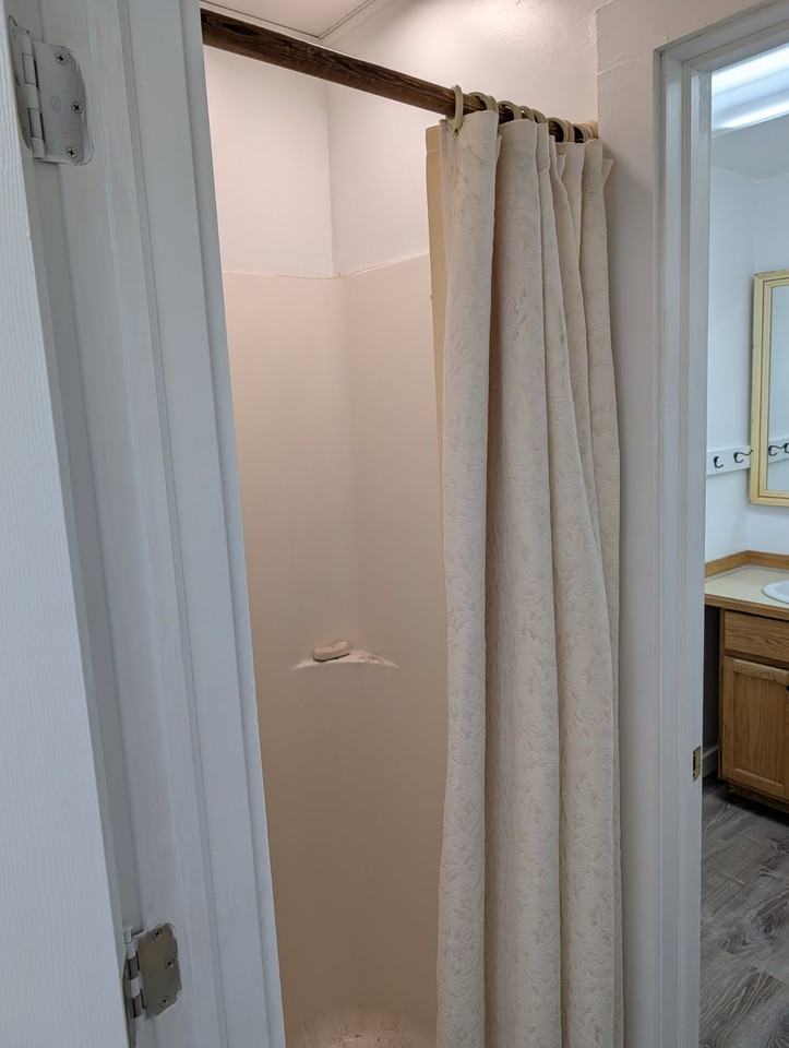 236 W Main St #7 - Photo 7 of 16