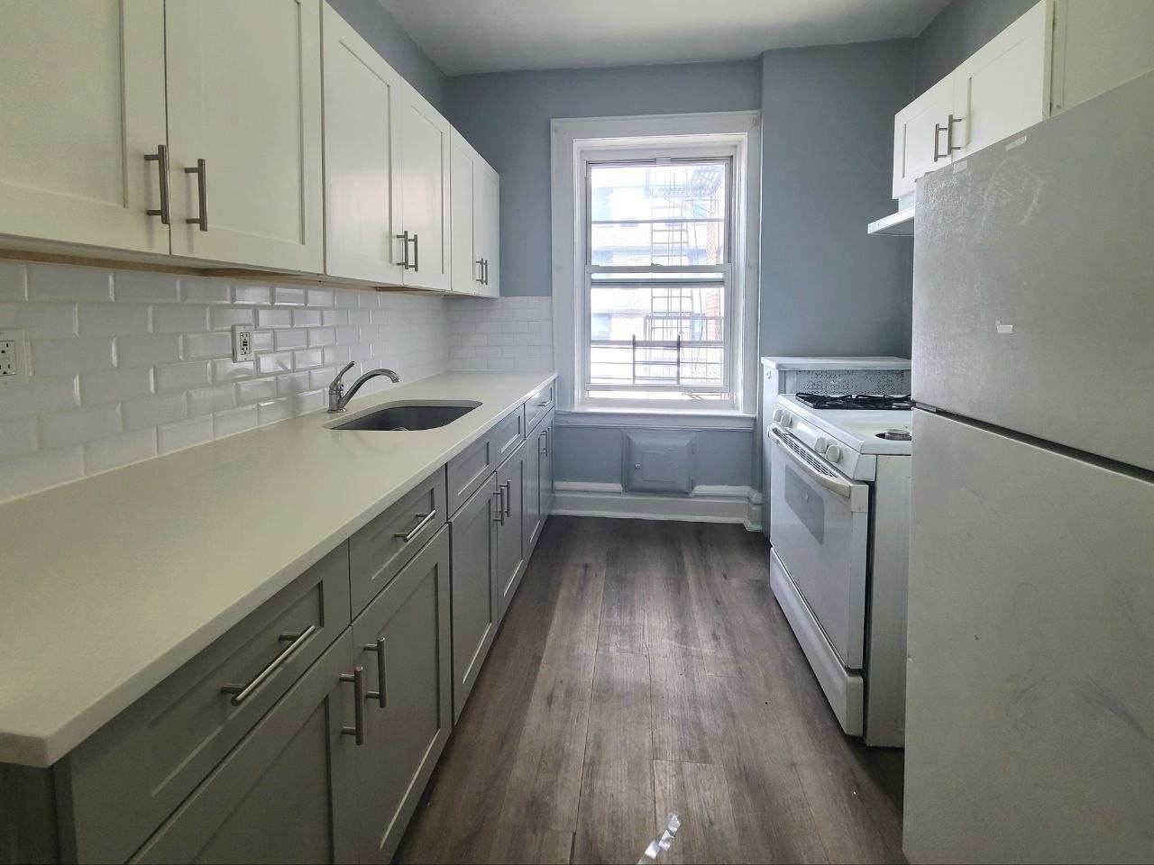61 S Munn Ave #207 - Photo 2 of 5