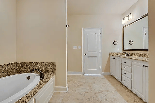 15326 Jen Lee Dr #15326 - Photo 5 of 12