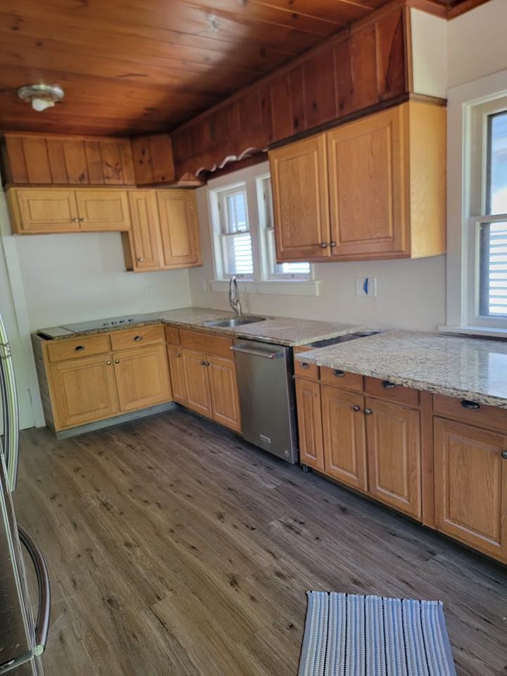 348 Marion Ave #NA - Photo 4 of 20