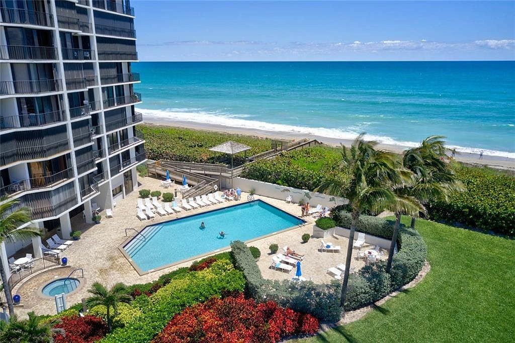 9650 S Ocean Dr #1402
