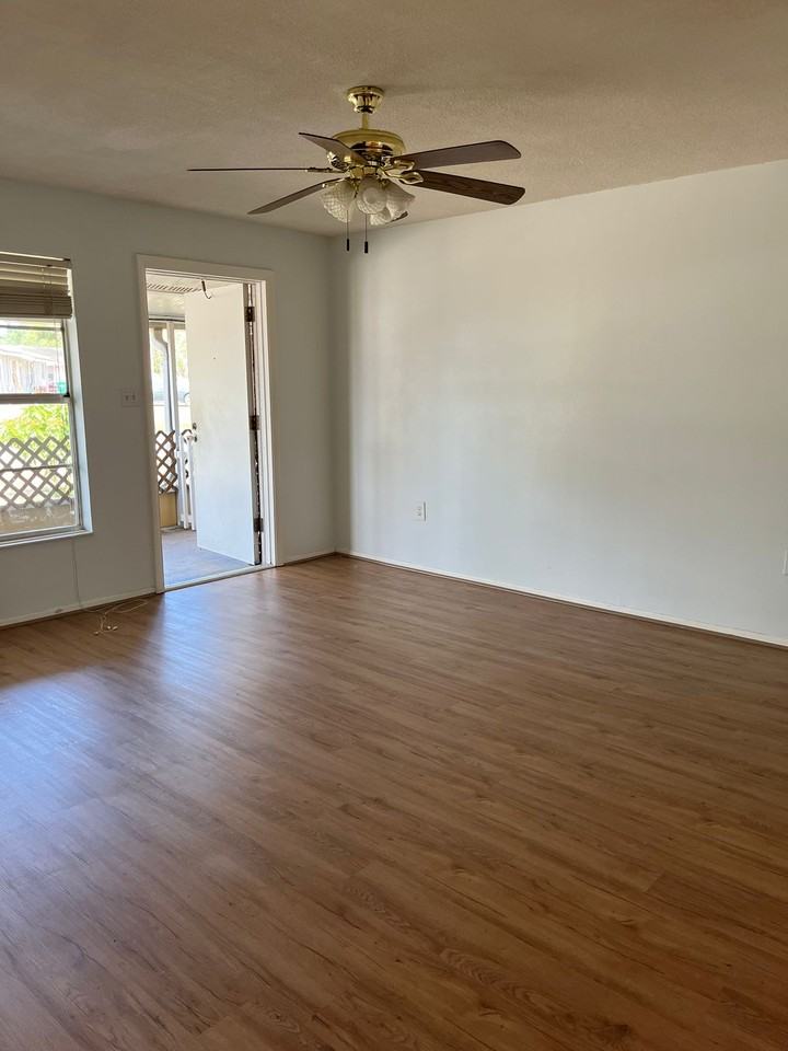 706 Lunar Lake Cir #B - Photo 7 of 13