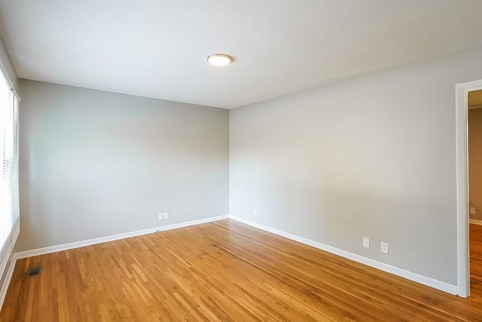 175 Dale Ter - Photo 3 of 11