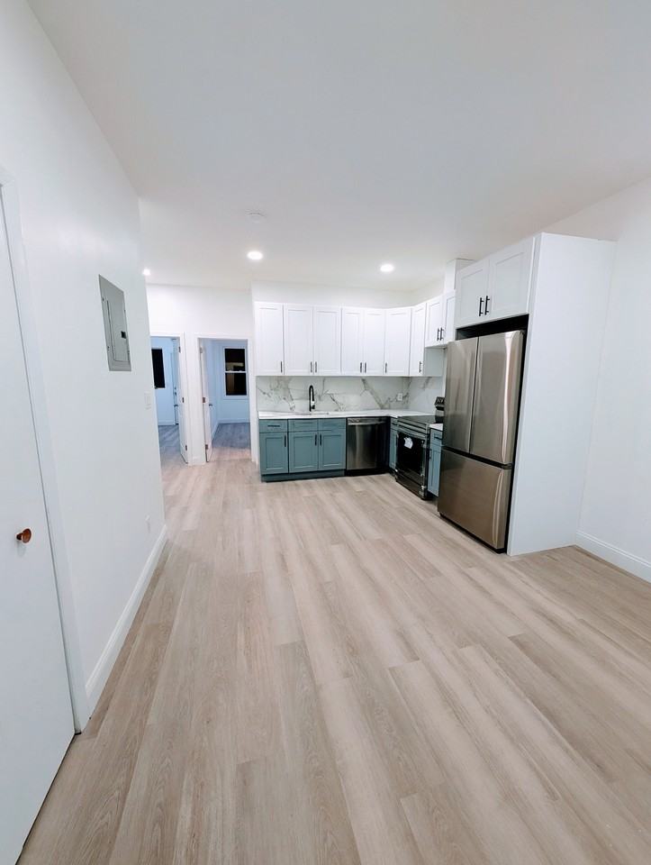 9209 88th Ave #1 - Photo 5 of 26