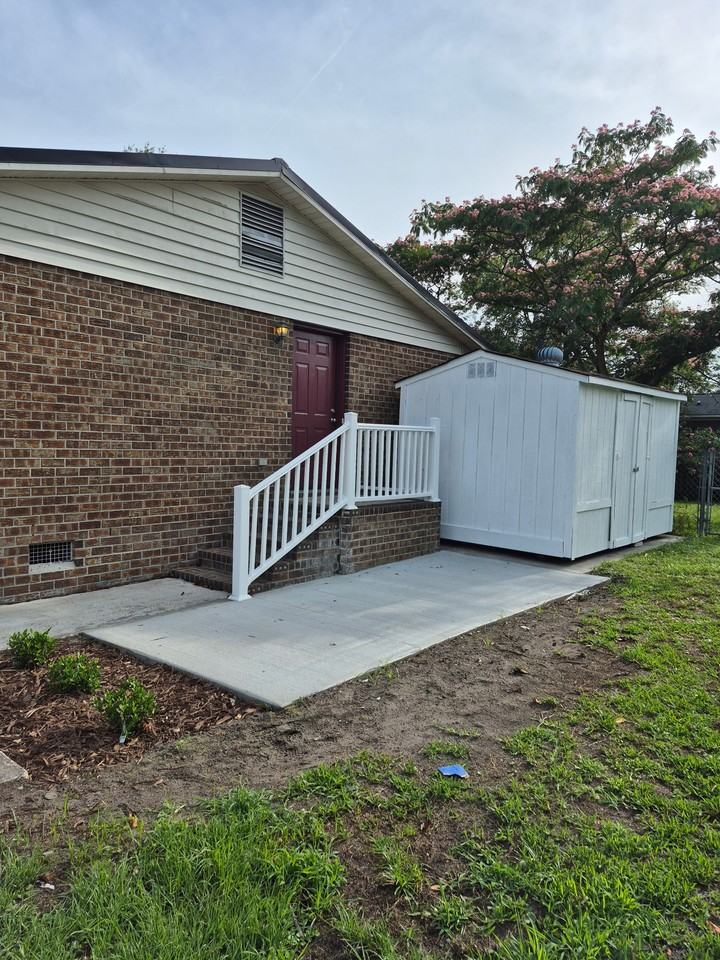 706 Raintree Ln #NA - Photo 3 of 21
