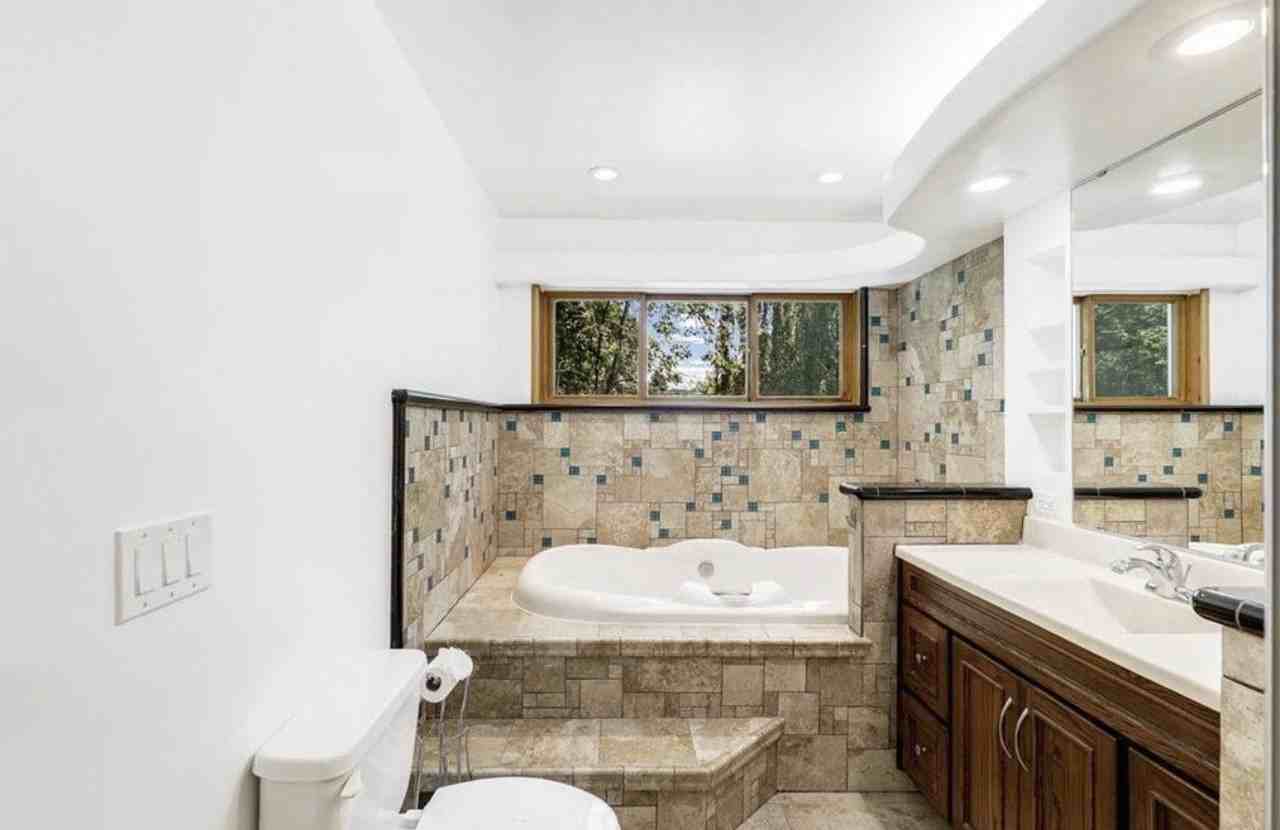 801 Corens Dr #NA - Photo 6 of 25