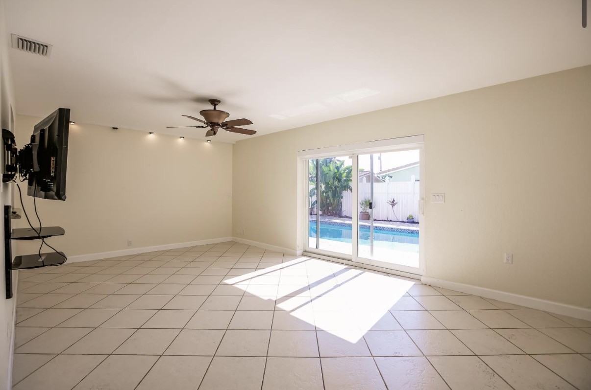 3840 Ne 22nd Way #NA - Photo 2 of 41