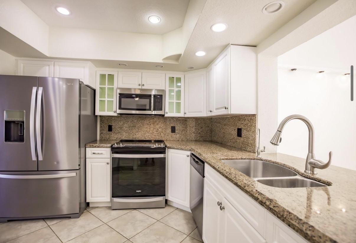3840 Ne 22nd Way #NA - Photo 7 of 41