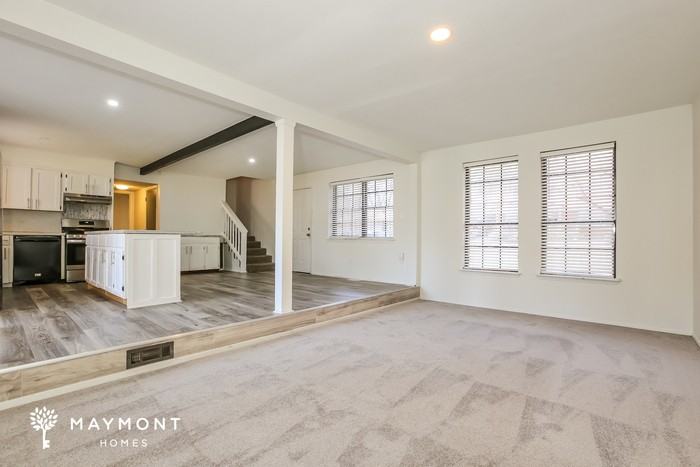 507 Briar St - Photo 4 of 12