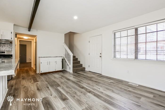 507 Briar St - Photo 5 of 12