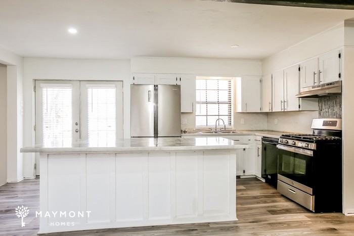 507 Briar St - Photo 6 of 12