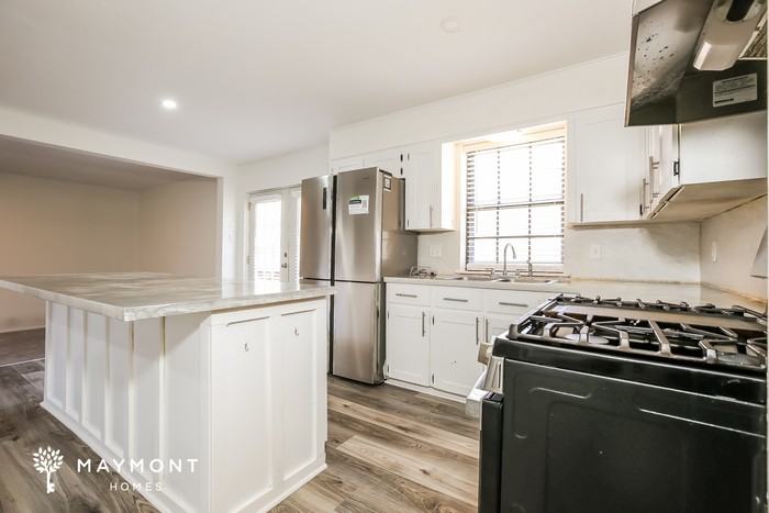 507 Briar St - Photo 7 of 12