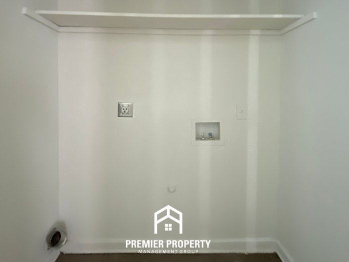 4320 Grand Cedar Ln - Photo 6 of 20