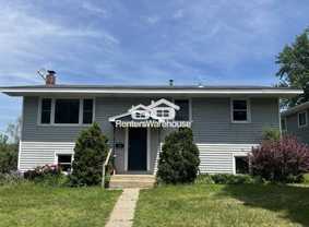 585 Cottage Ave W - Photo 1 of 1