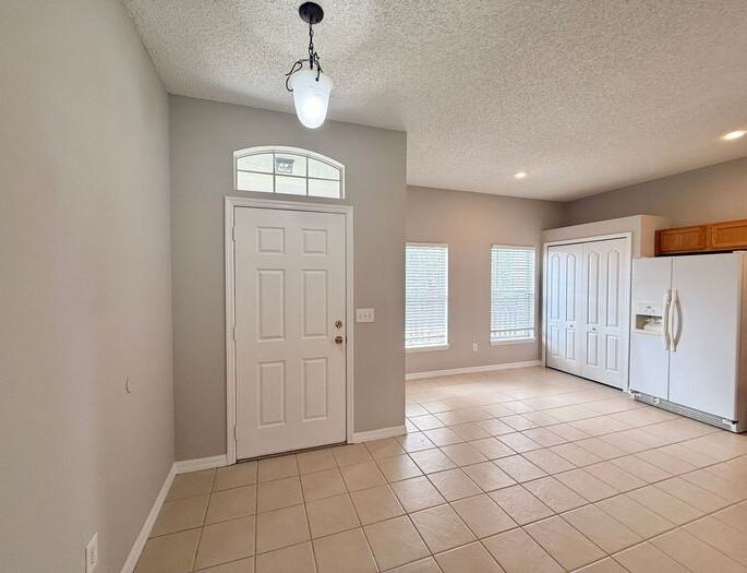 4767 Waterside Pointe Cir - Photo 2 of 21