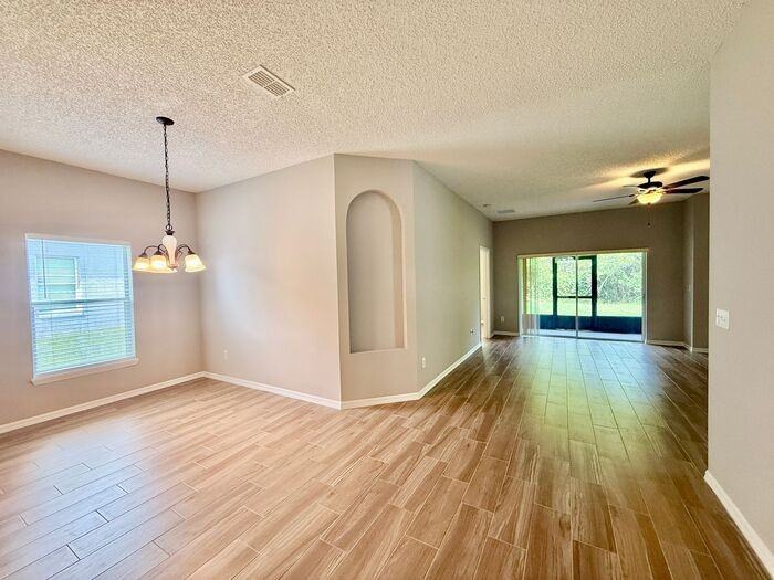 4767 Waterside Pointe Cir - Photo 6 of 21