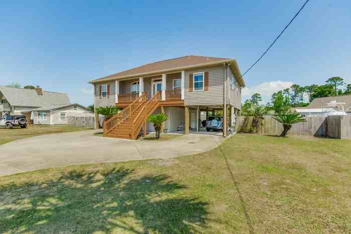 11902 Gulf Beach Hwy - Photo 4 of 44