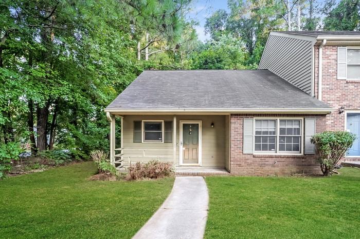 7074 Williamsburg Dr
