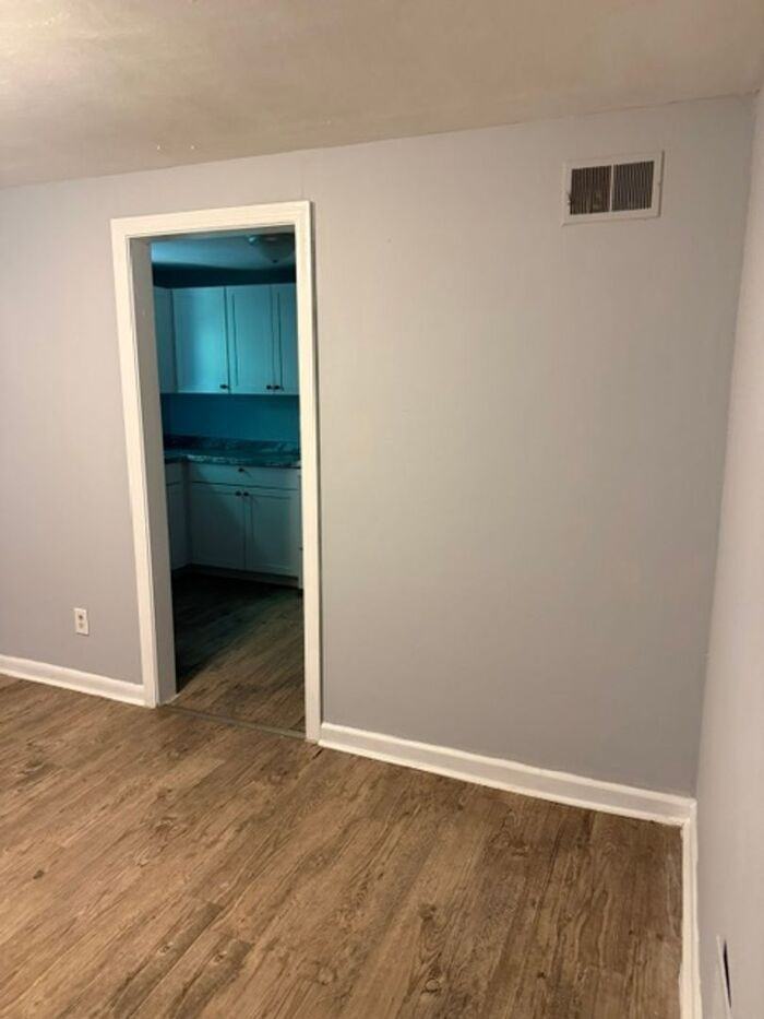 231 Edison Ave #231 - Photo 6 of 15