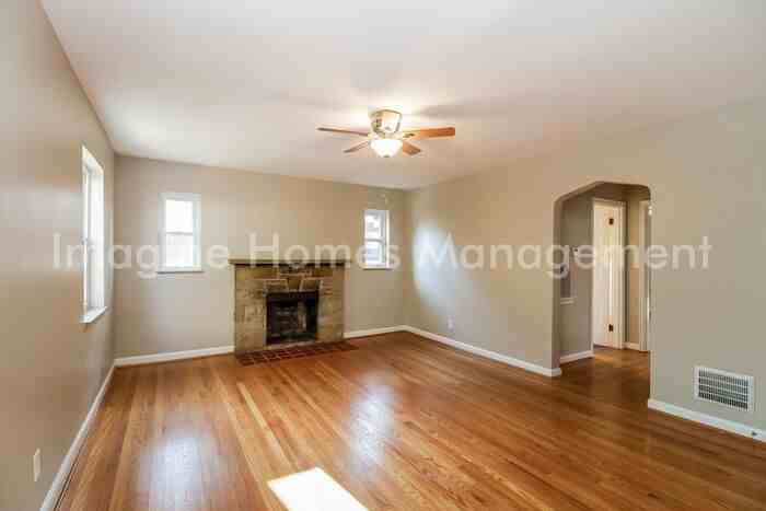 4019 Paxton Ave #2 - Photo 6 of 16