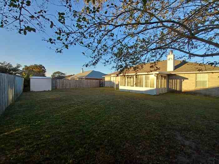 6787 Rickwood Dr - Photo 6 of 44